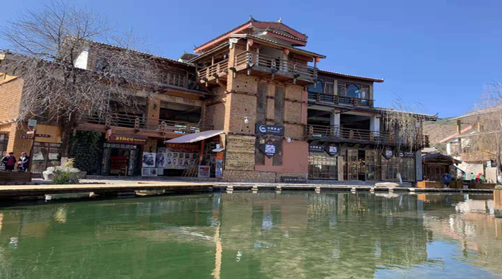 丽江古城飞花触水旗舰店